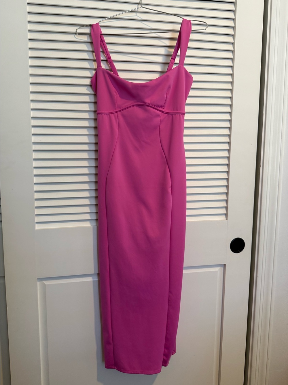Good American Sculpting Sweetheart Midi Dress – Berry Sorbet – Size M - Picture 3 of 8